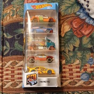 Hot Wheels HW Metro City Die-Cast Vehicle Set - Multicolor
